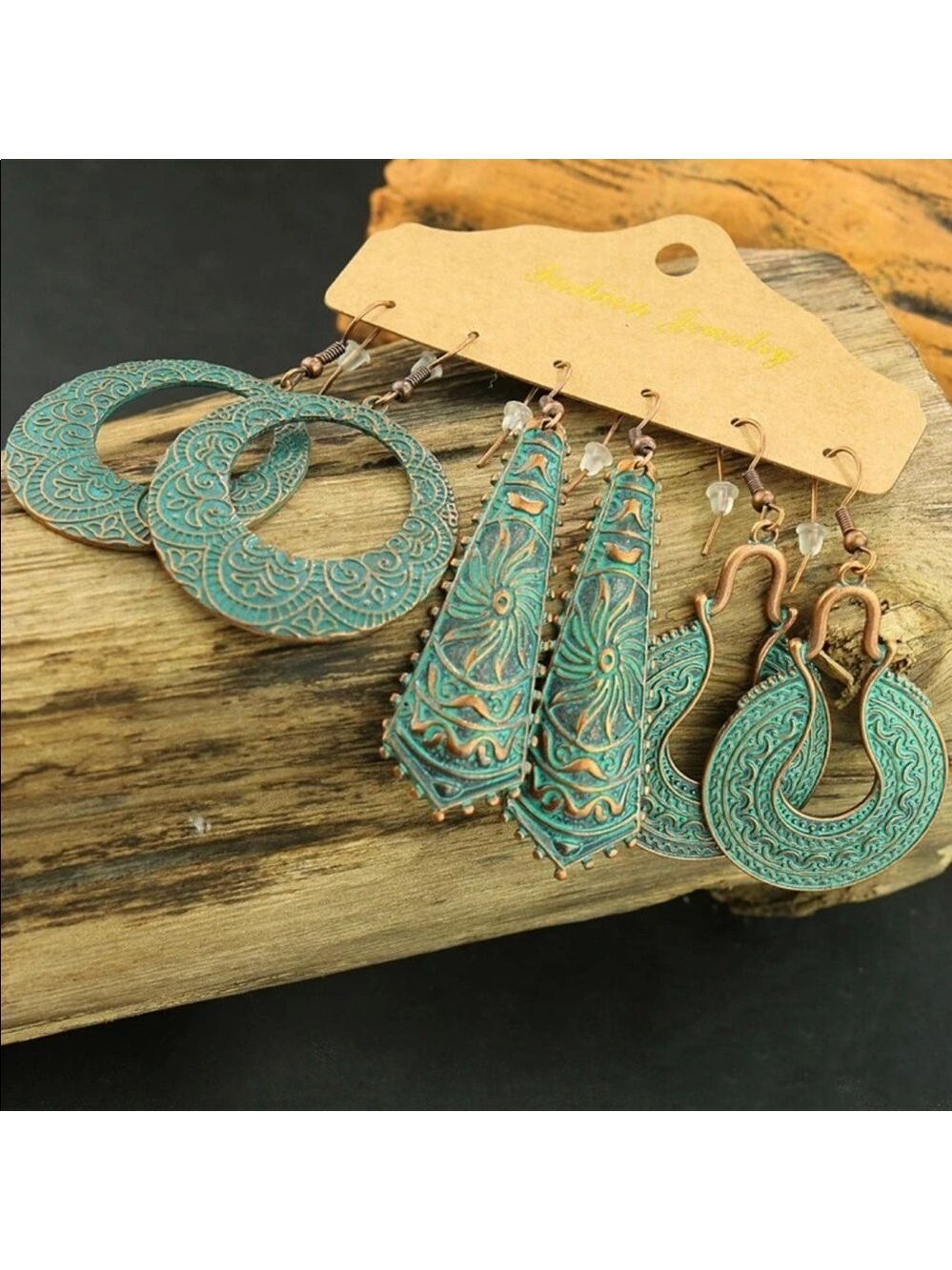 Boho vintage look drop earrings LOT
